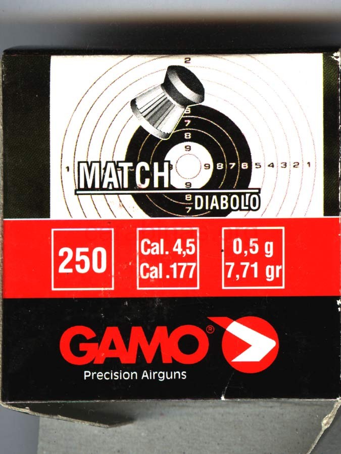 Caja cartón Gamo Match 4.5mm 250 unidades.